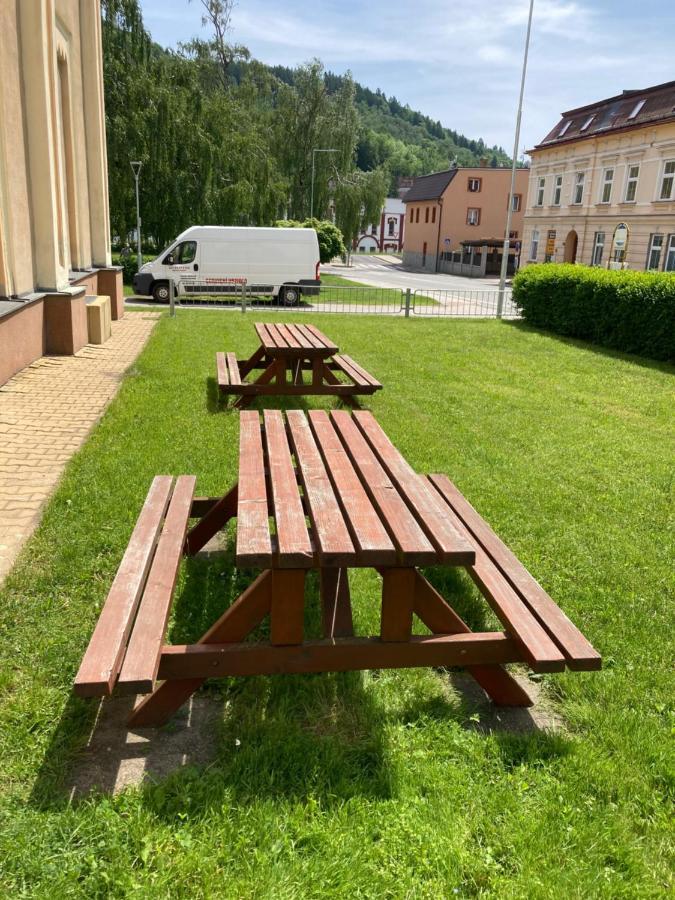 Ferienwohnung Apartman Hopi Hopi Svoboda nad Úpou Exterior foto